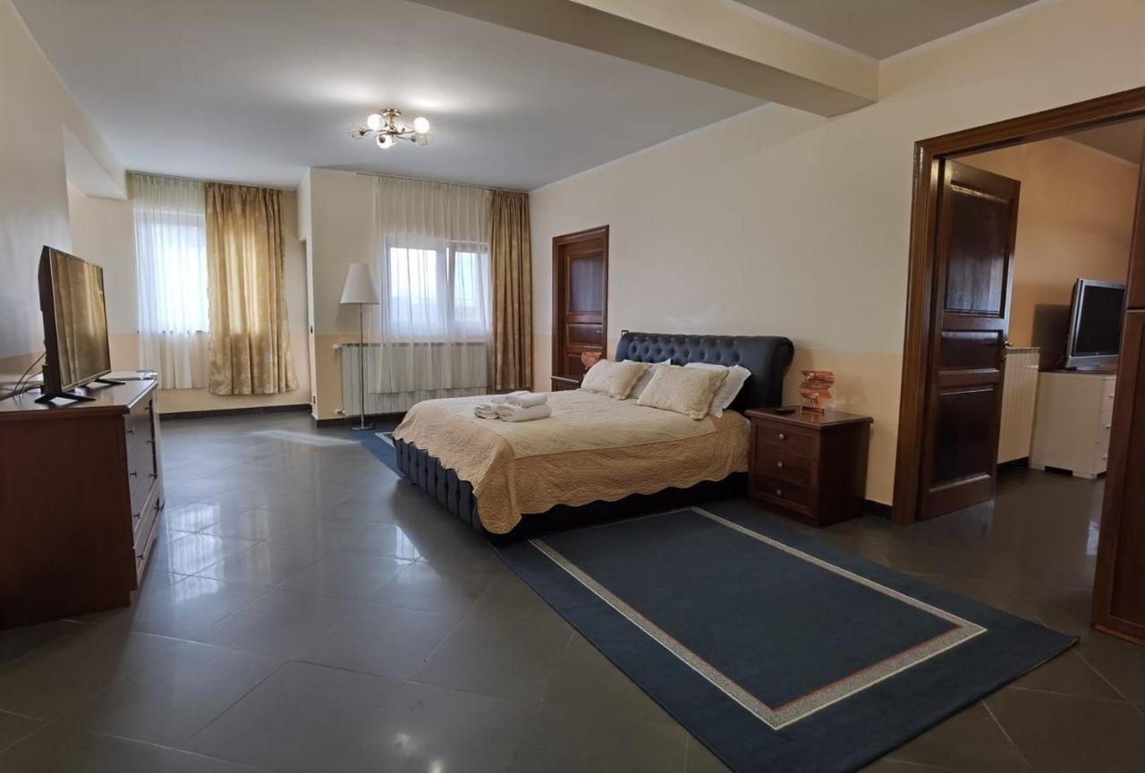 Liberty Rooms Făgăraş Екстериор снимка