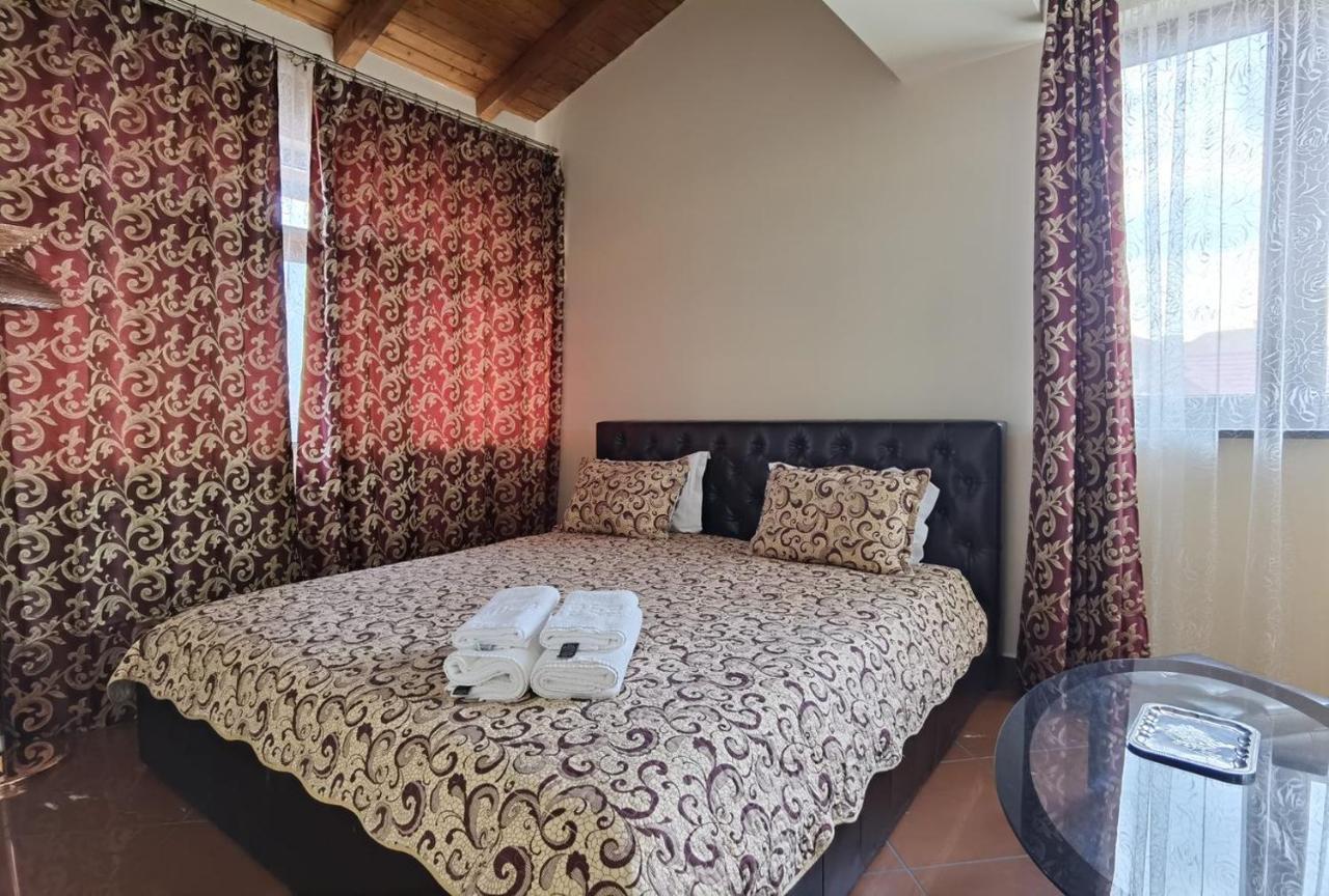 Liberty Rooms Făgăraş Екстериор снимка