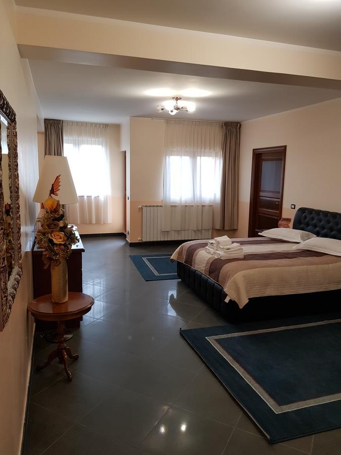 Liberty Rooms Făgăraş Екстериор снимка