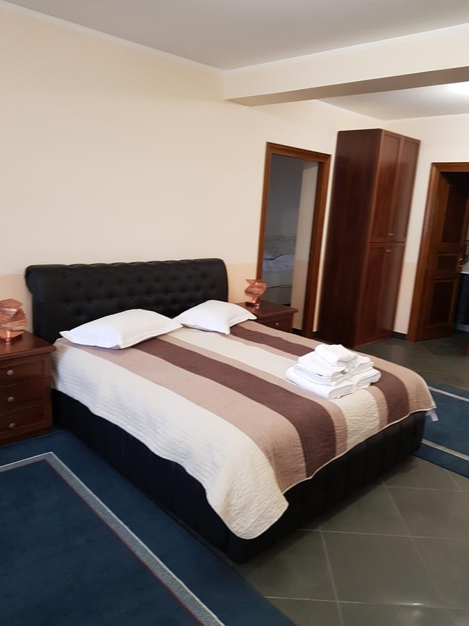 Liberty Rooms Făgăraş Екстериор снимка