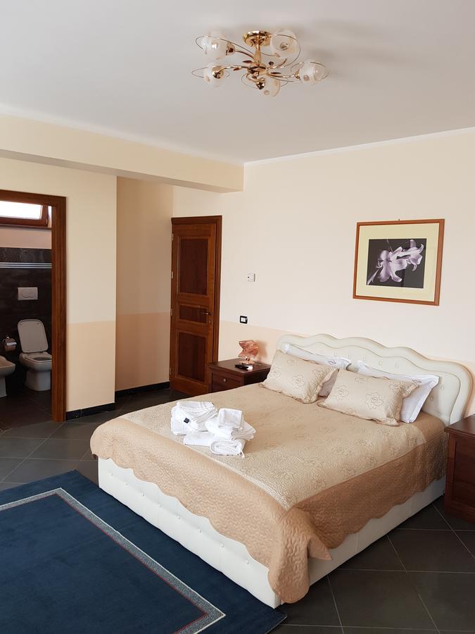 Liberty Rooms Făgăraş Екстериор снимка